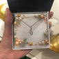 Christmas Background 039 - Alluring Beauty Necklace