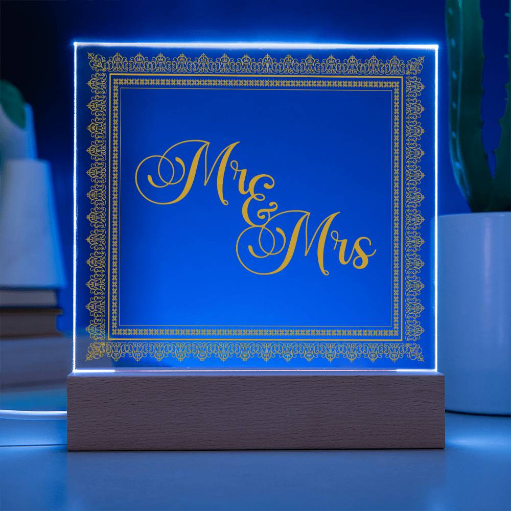 Mr & Mrs (Gold) - Square Acrylic Plaque
