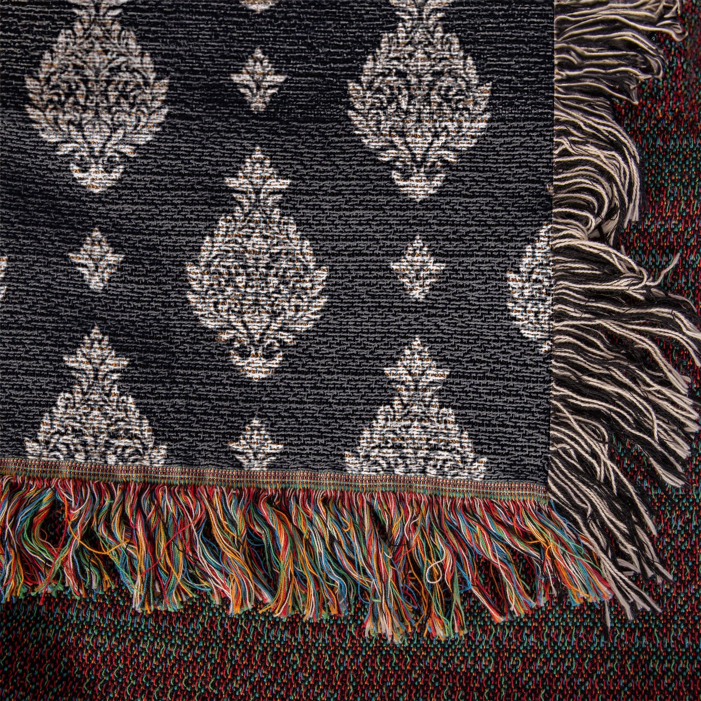Damask Pattern 033 - 50" x 60" Heirloom Woven Blanket