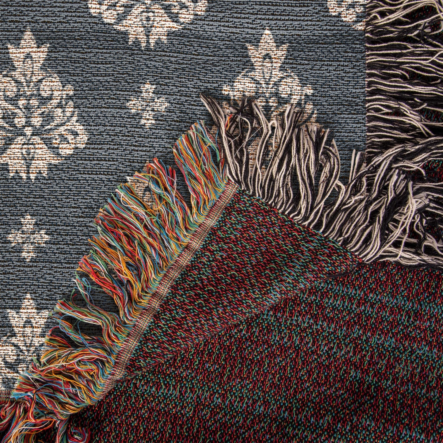 Damask Pattern 035 - 50" x 60" Heirloom Woven Blanket