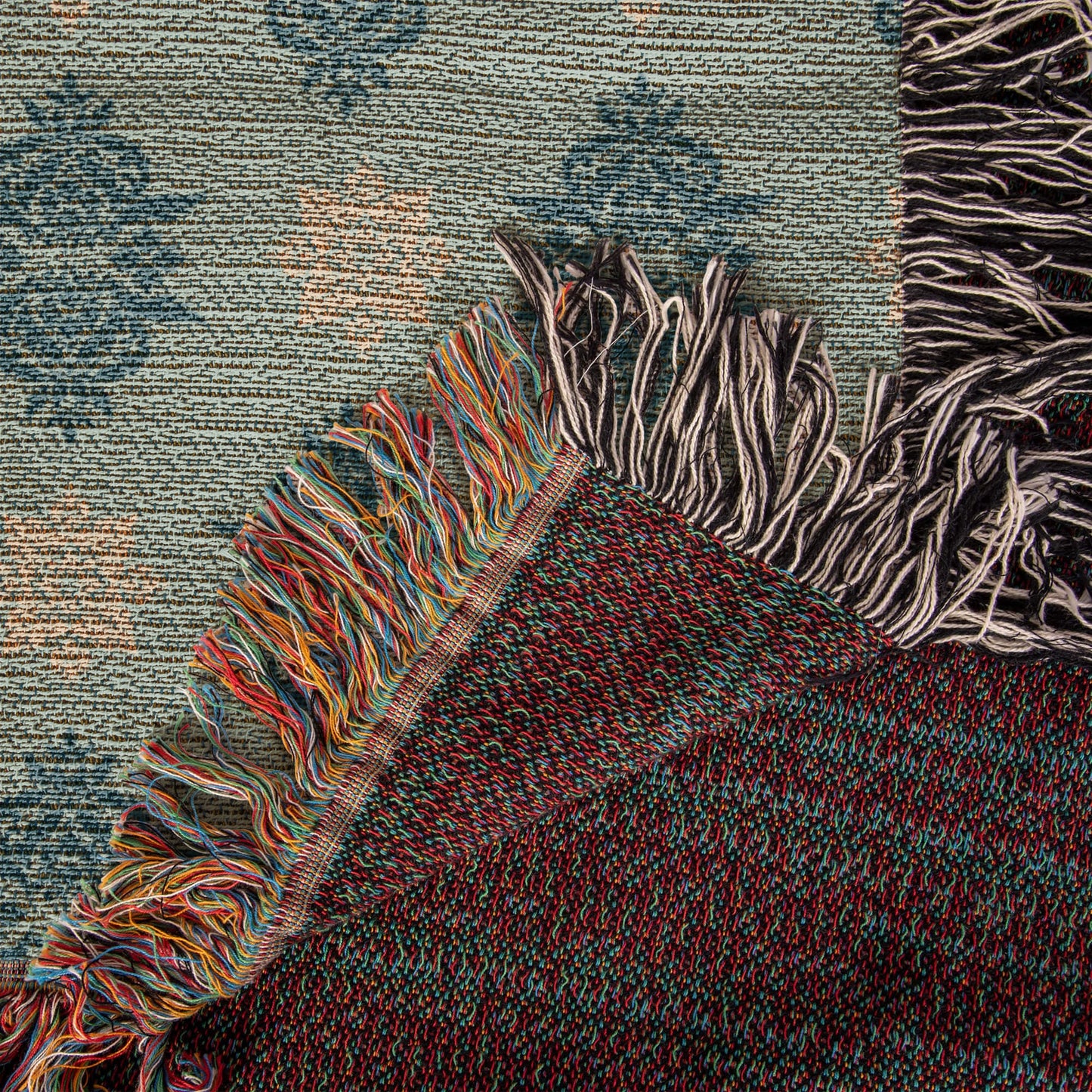 Damask Pattern 023 - 50" x 60" Heirloom Woven Blanket