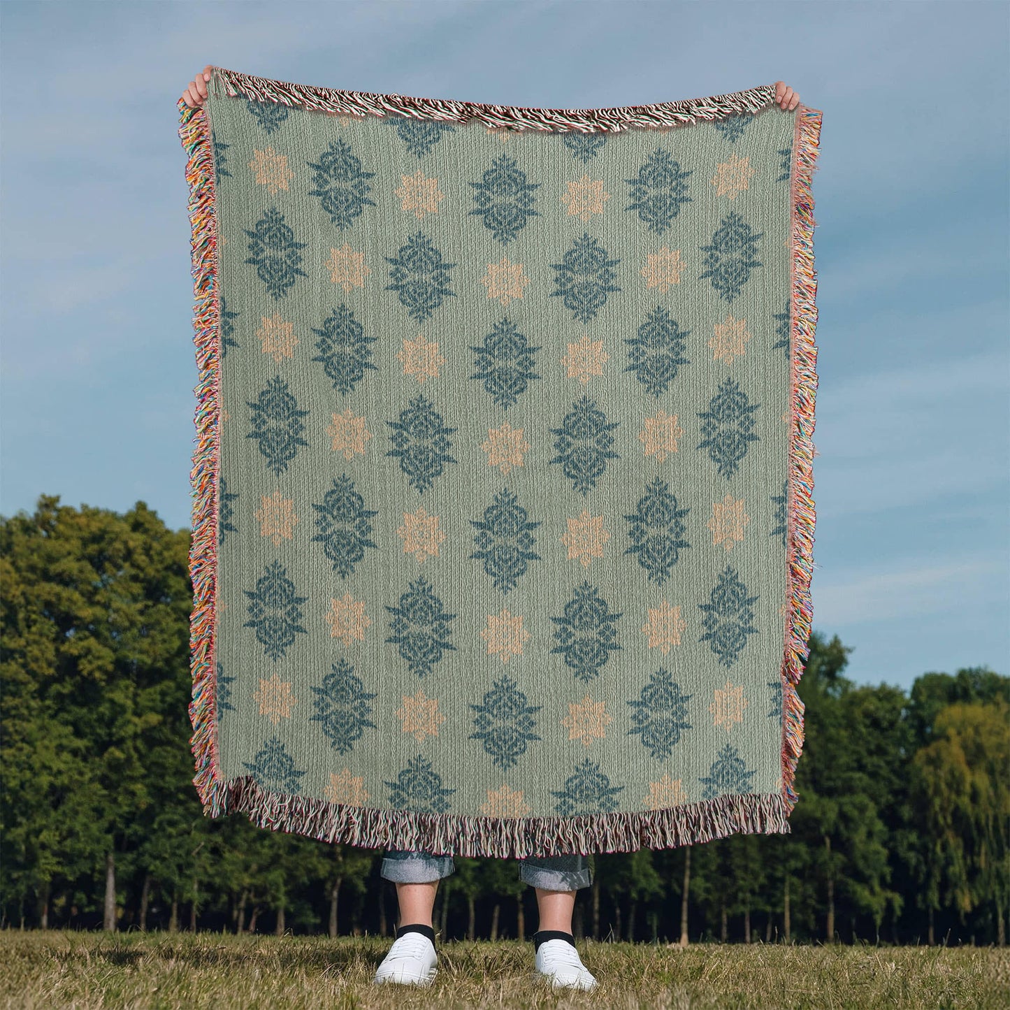 Damask Pattern 023 - 50" x 60" Heirloom Woven Blanket