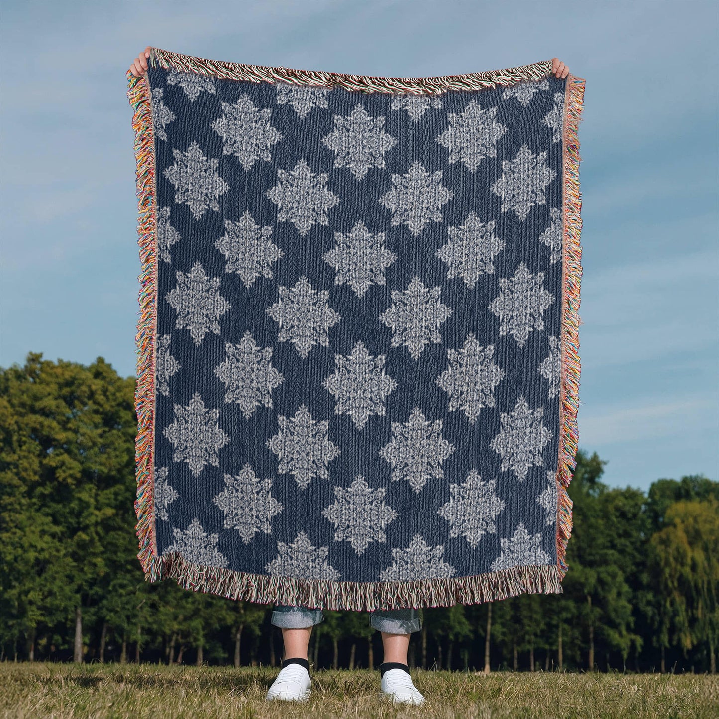 Damask Pattern 022 - 50" x 60" Heirloom Woven Blanket