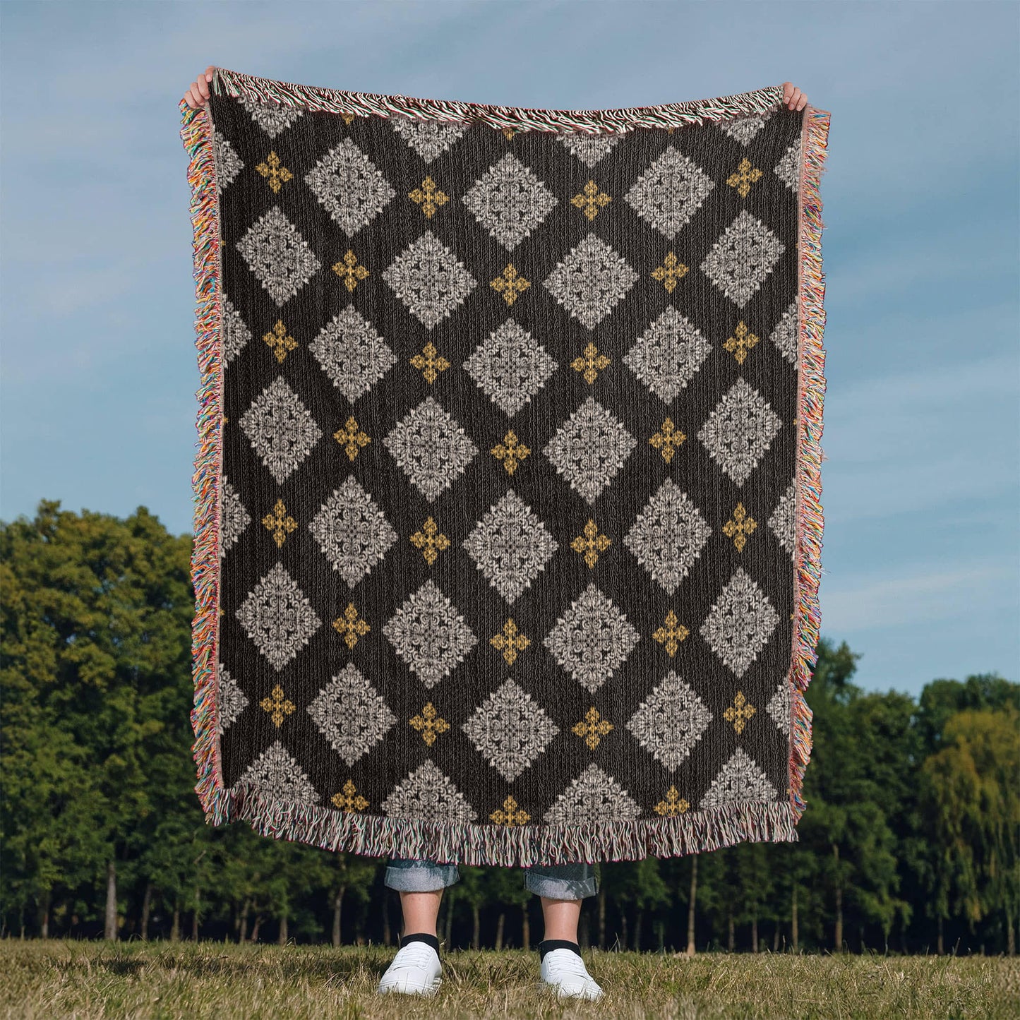 Damask Pattern 032 - 50" x 60" Heirloom Woven Blanket