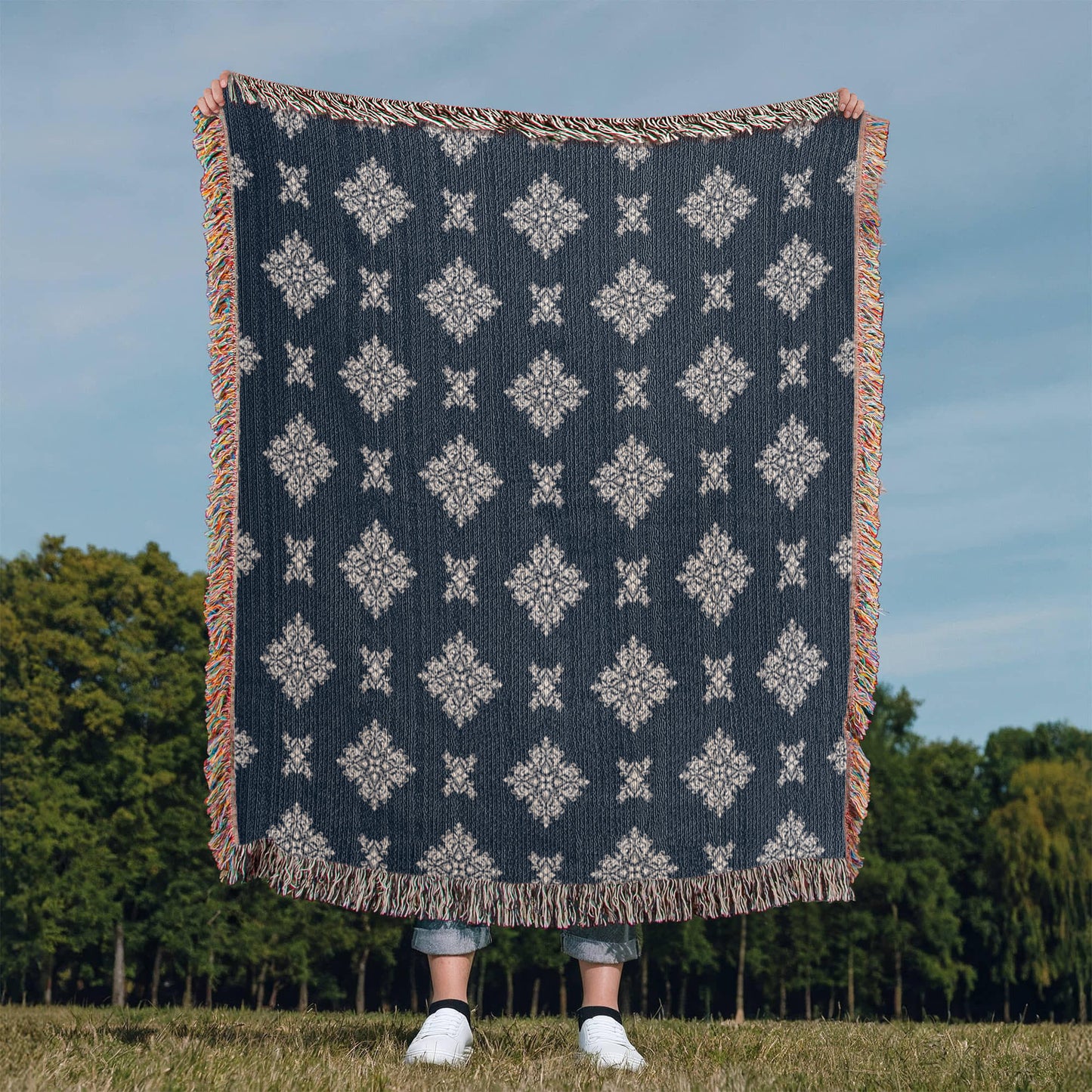 Damask Pattern 010 - 50" x 60" Heirloom Woven Blanket