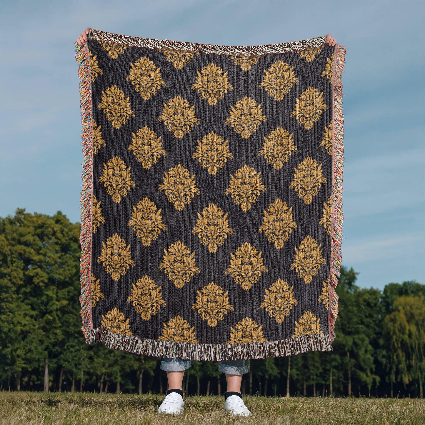 Damask Pattern 034 - 50" x 60" Heirloom Woven Blanket