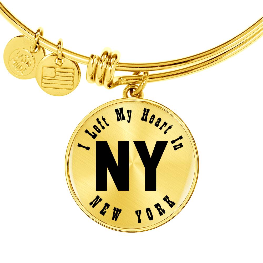 Heart In New York v01 - 18k Gold Finished Bangle Bracelet