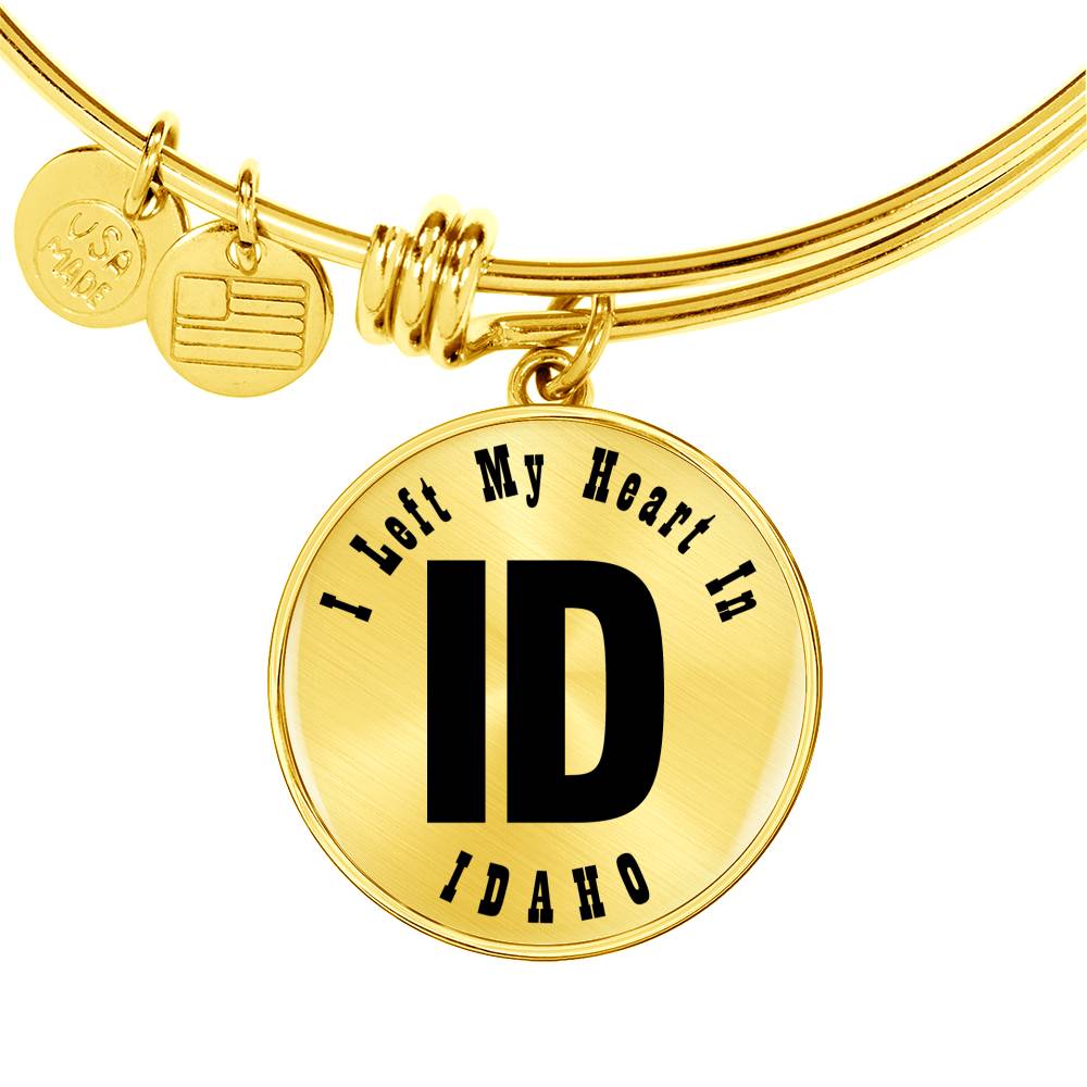 Heart In Idaho v01 - 18k Gold Finished Bangle Bracelet