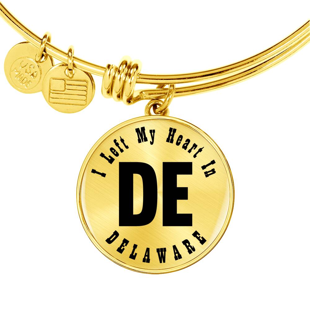 Heart In Delaware v01 - 18k Gold Finished Bangle Bracelet