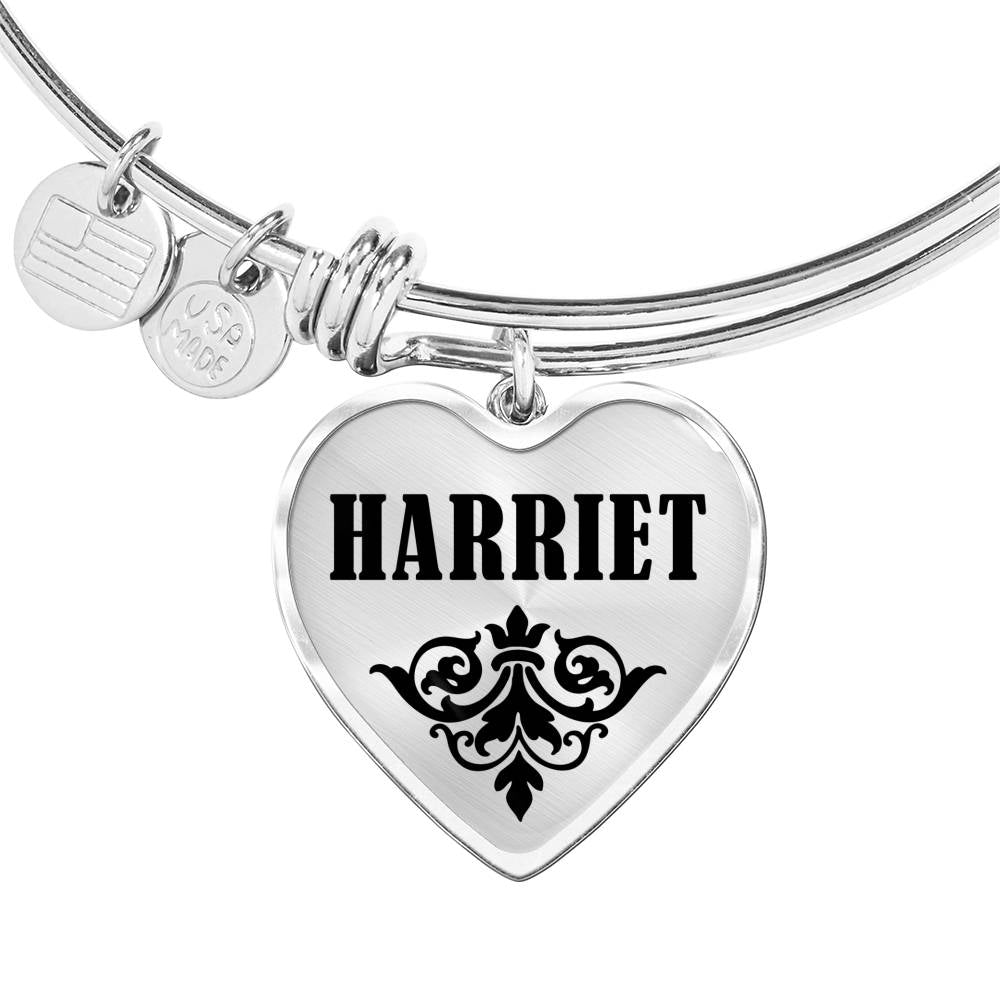 Harriet v01 - Heart Pendant Bangle Bracelet