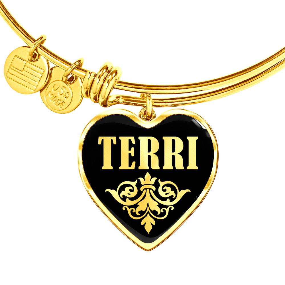 Terri v02 - 18k Gold Finished Heart Pendant Bangle Bracelet