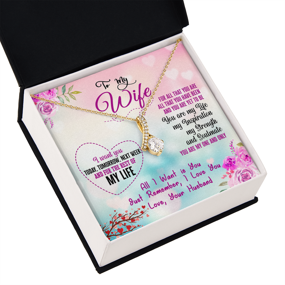 015 To My Wife - 18K Yellow Gold Finish Alluring Beauty Necklace