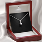 Alluring Beauty Necklace With Mahogany Style Luxury Box v2